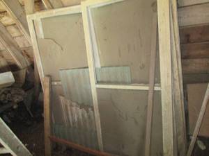 lot 165 image: Lot of vintage window s and more...