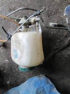 lot 181 image: Backpack sprayer...