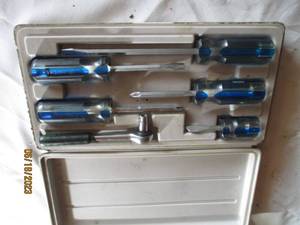 lot 7 image: Screw driver set in case Ratcher br...