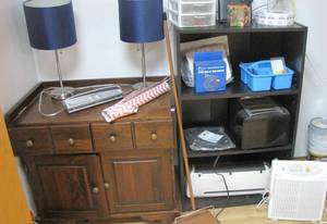 lot 57 image: Content of closet including shelf