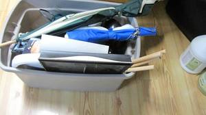 lot 67 image: Storage tote with a large assortment of items