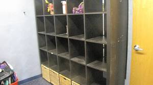 lot 75 image: HUGE wall-sized 25-cube storage