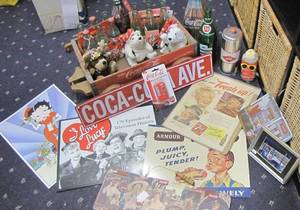 lot 76 image: Coca-Cola Collectibles