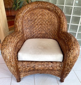lot 57 image: Pottery Barn Wicker Chair with Ottoman
