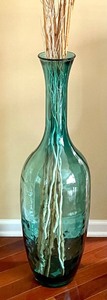 lot 100 image: Colorful Aqua Vase with Decorative Reeds