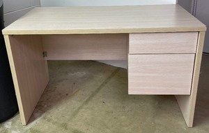 lot 114 image: Two Drawer Desk