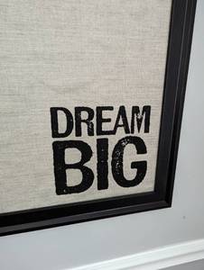 lot 158 image: Dream Big Bulletin Board