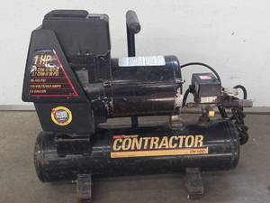 lot 20 image: COLEMAN POWERMATE CONTRACTOR AIR COMPRESSOR