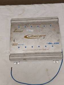lot 49 image: LANZAR VIBERANT 800 WATTS VIBE 238 AMPLIFIER