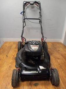lot 67 image: CRAFTSMAN LAWNMOWER