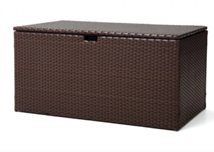 lot 230 image: Glitzhome 52.75L Outdoor Patio Oversized All-Weather Handwoven Wicker Brown Storage Box (OPEN BOX)