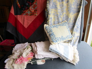 lot 29 image: Linens, Crocheted, Embroidered