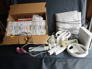 lot 51 image: Wii Package - Many Accessories