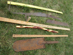 lot 88 image: Yard Sticks, Diamond Willow