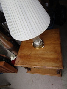 lot 128 image: Lamp & Table