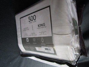 lot 136 image: King Bed Linens