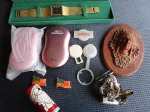 lot 139 image: Wrist Watch, Power Banks, Plaque