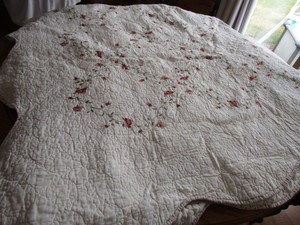 lot 149 image: Full Quilted Coverlet