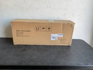lot 172 image: Auslar Heavy Duty Chrome Wire 5-Shelf Storage Shelves