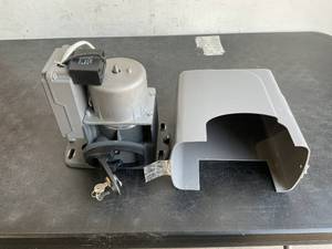 lot 323 image: CO-Z Automatic Sliding Gate Opener