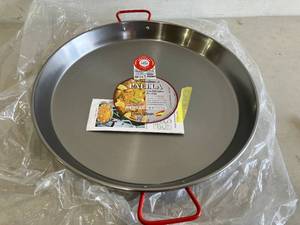 lot 240 image: Garcima 20-inch Carbon Steel Paella Pan
