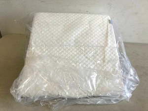 lot 249 image: Forias Wedge Pillow