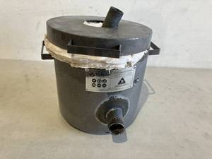 lot 260 image: TOAUTO 6KG Propane Melting Furnace