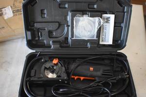 Compact Circular Saw