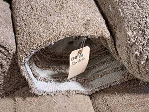 lot 808 image: Lot of (1) Carpet CPR 131 13.5x12