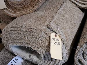 lot 811 image: Lot of (1) Carpet CPR 125 21.75x12