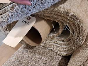 lot 817 image: Lot of (1) Carpet CPR-21 132x12