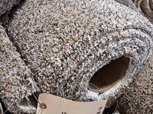 lot 828 image: Lot of (1) Carpet CPR-11 7x12