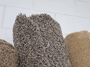 lot 846 image: Lot of (1) Carpet CPR-42 115x89