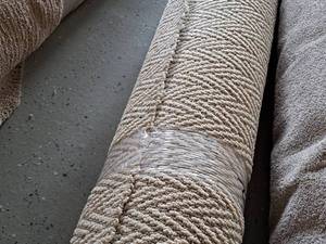 lot 898 image: Lot of (1) Carpet LPR-05 14x12