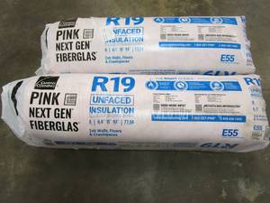lot 315 image: Lot of 2 - Owens Corning R-19 Unfaced Fiberglass Insulation Batt 15 in. x 93 in.