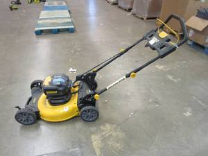 lot 535 image: DEWALT 20V MAX 21.5 in. Battery Powered Walk Behind Push Lawn Mower (USED, MISSING BAGGER, MOWER ONLY)