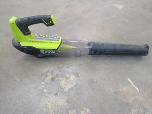 lot 599 image: RYOBI ONE 18V 100 MPH 280 CFM Cordless Battery Variable-Speed Jet Fan Leaf Blower (Tool Only) (USED)