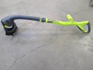 lot 601 image: RYOBI ONE 18V 10 in. Cordless Battery String Trimmer and Edger (Tool Only) (USED)