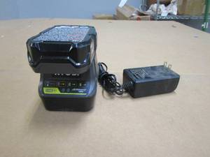lot 637 image: Ryobi 1.5Ah 18 Volt Lithium-Ion Battery with Charger (OUT OF PACKAGING)