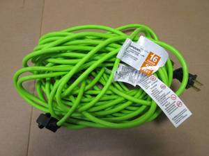 lot 655 image: Husky 50 ft. 162 IndoorOutdoor Extension Cord, Green (OUT OF PACKAGING)