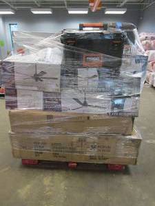lot 659 image: Salvage Wholesale Pallet - Lighting, Housewares & More - SOLD AS IS