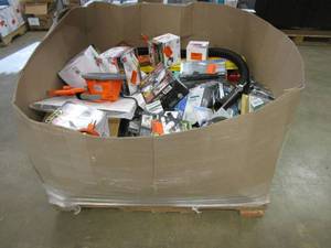 lot 663 image: Salvage Gaylord of Electrical, Housewares & More - SOLD AS IS