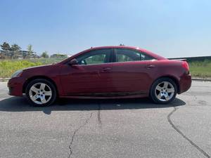 lot 16 image: 2010 Pontiac G6