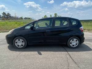 lot 3R image: 2009 Honda Fit - 2 OWNERS - MANUAL