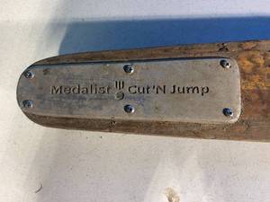 lot 62 image: Medalist Cut N Jump Water Ski