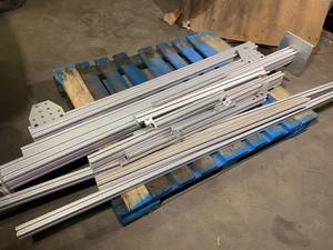 lot 17 image: Pallet of Extruded Aluminum