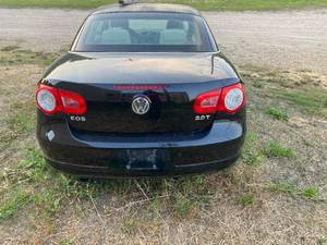 lot 5 image: 2008 Volkswagen EOS 2.0T