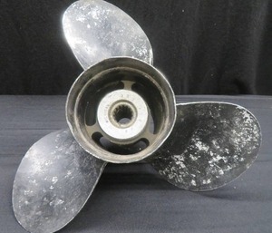 lot 5 image: PROPELLER