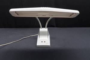 lot 24 image: WORK LIGHT
