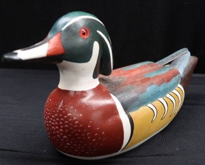 lot 48 image: HAND CARVED WOOD DUCK